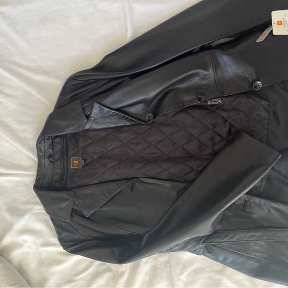 Wilsons Black Leather Women’s Jacket - Picture 3 of 5